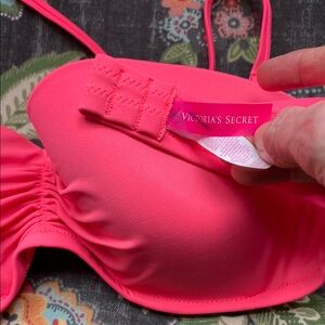 Victoria's Secret Pink T-Shirt Bra Molded Cup